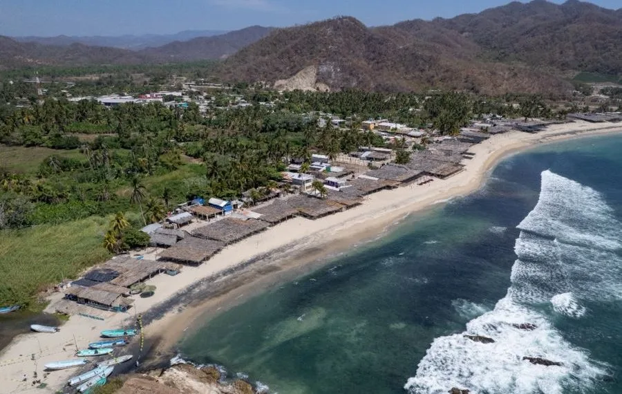 Michoacán Y 12 Maravillosas Playas Te Esperan Esta Semana Santa 19 1 Playas Y Albercas Limpias Para Recibir Al Turista
