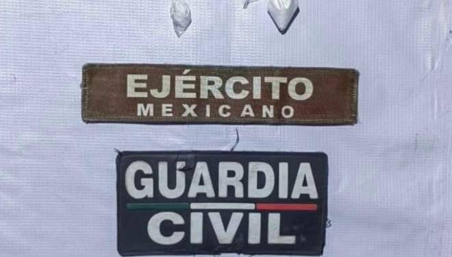 En Apatzingán, detienen a 3 en la calle Miguel Hidalgo del Varillero con "cocaína" 1 En Apatzingán, detienen a 3 en la calle Miguel Hidalgo del Varillero con «cocaína»