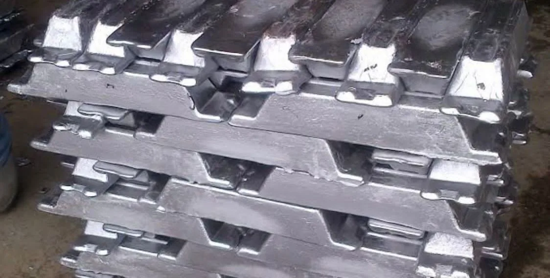 Roban 44 Toneladas En Lingotes De Acero En Panindícuaro