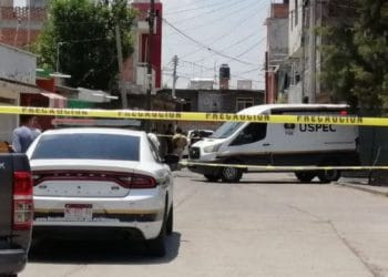 Ataque armado a camioneta en la Autopista Siglo XXI