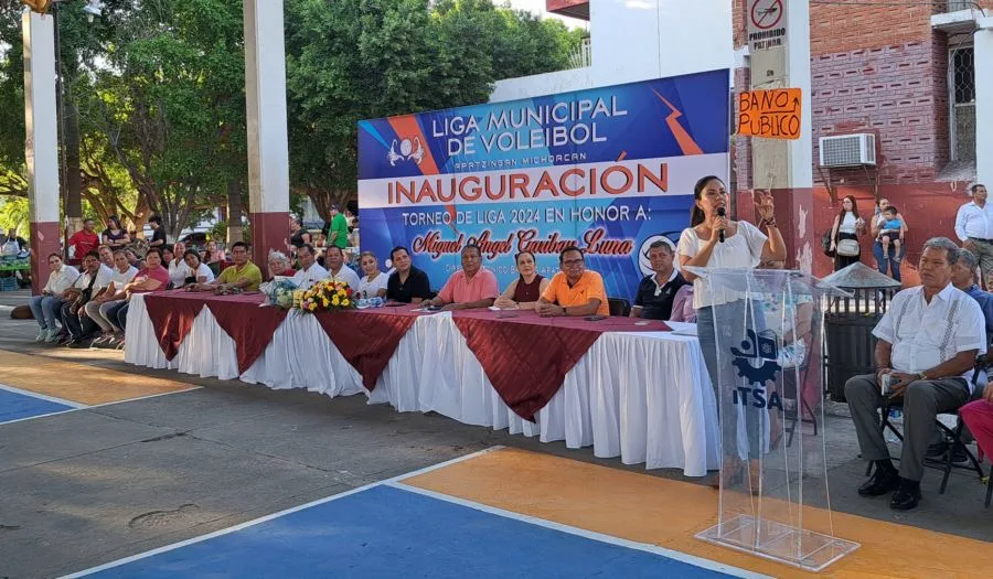 Asiste Fanny Arreola A Inauguración Del Torneo De La Liga Municipal De Voleibol En Apatzingán 19 Asiste Fanny Arreola A Inauguracion Del Torneo - El Día De Michoacán