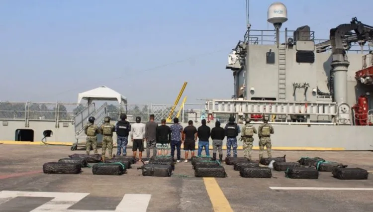 Asegura Fge Sustancias Ilícitas Y Detiene A Dos Personas Tras Ejecutar Cateos En Morelia