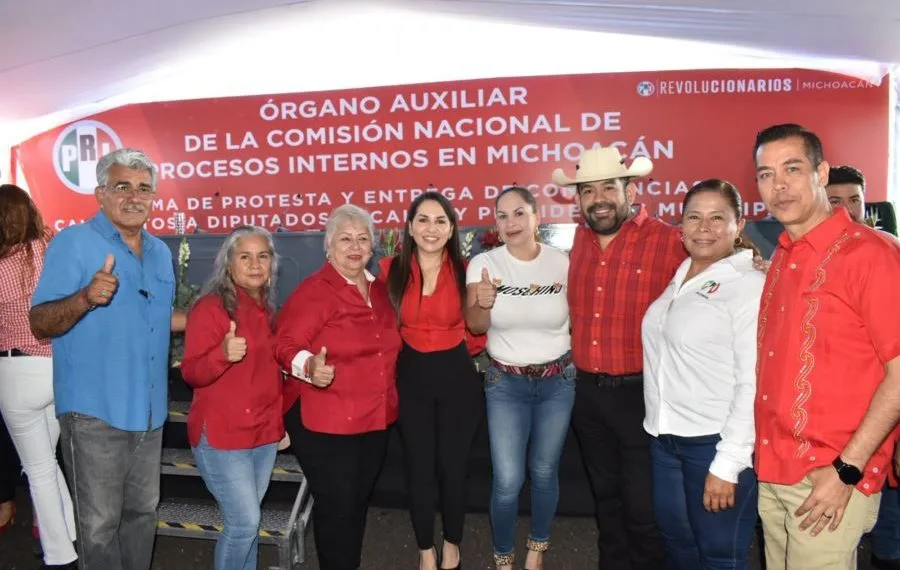 Aseguran camionetas robadas y equipo táctico, tras balacera en La Piedad