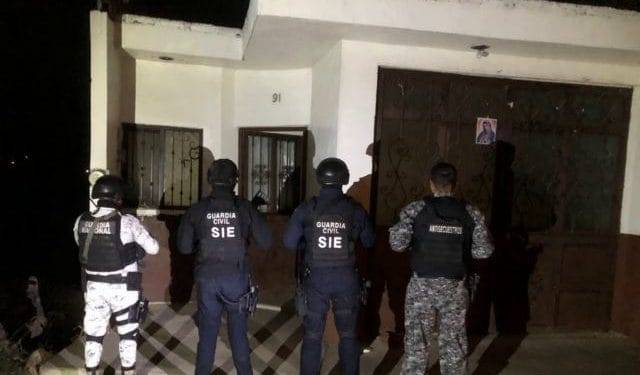 En Purépero, fueron detenidas cuatro personas, presuntas responsables del secuestro de una niña 1 detenidas cuatro personas presuntas responsables del secuestro de una nina - El día de Michoacán