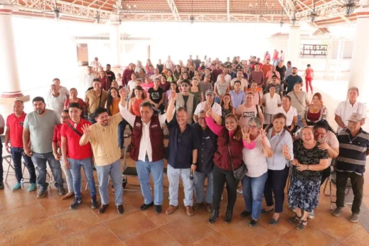 Cruz Lucatero Dialoga Y Se Compromete Con Ciudadanos Del Distrito 02 21 Cruz Lucatero Dialoga Y Se Compromete Con Ciudadanos Del Distrito 02