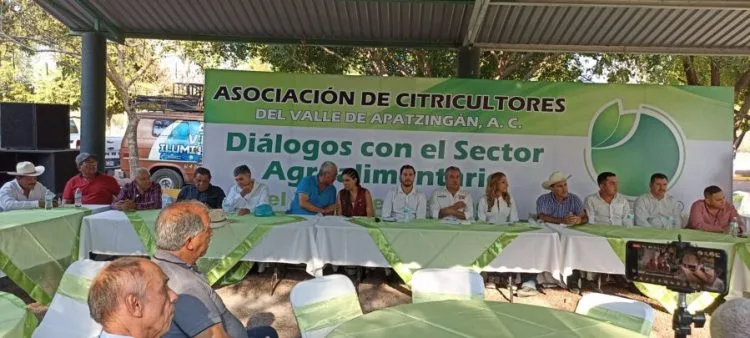Instala Bernardo Bravo, Mesa De Diálogo Nacional En Favor Del Sector Agroalimentario Del Valle De Apatzingán