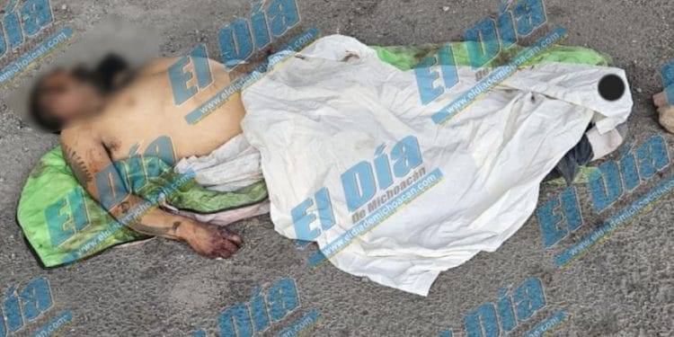 Tiran cadáver con señas de violencia bajo el puente de San Antonio La Labor de Apatzingán 1 Tiran cadáver con señas de violencia bajo el puente de San Antonio La Labor de Apatzingán