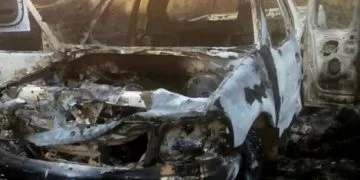 Tiran Cadáver Maniatado Y Embolsado  En La Tamarindera De Apatzingán