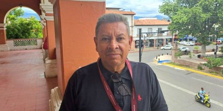 El voto es secreto, pero por el PRD no voy a votar: Toño Navarrete