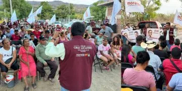 En Acuitzio, Fiscalía General Realiza Cateo Y Recupera 5 Vehículos Con Reporte De Robo Y Alteraciones En Sus Medios De Identificación; Hay Una Persona Detenida