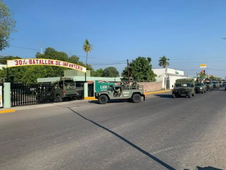 Desplazan 200 Militares A La Región De Apatzingán 22 Desplazan 200 Militares A La Región De Apatzingán