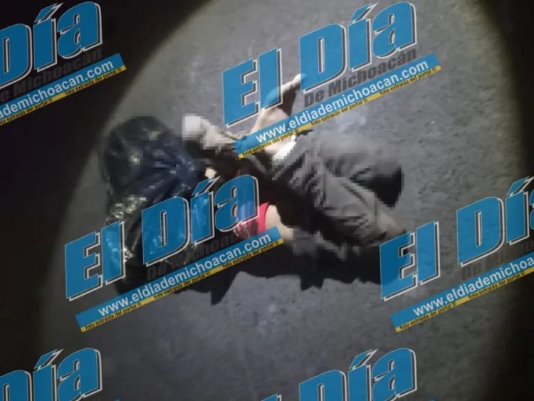 Tiran Cadáver Maniatado Y Embolsado  En La Tamarindera De Apatzingán