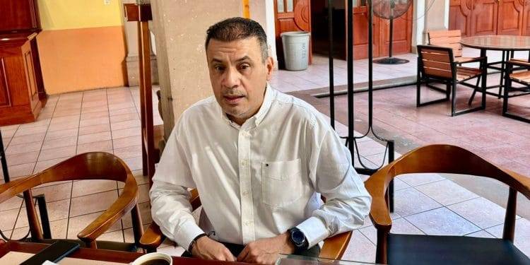 Toño Cruz denuncia exclusión de Morena para la Diputación Local de Apatzingán y Acusa Venta de Candidaturas de líderes de Morena