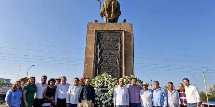 Localizan 5 cadáveres y dos vehículos calcinadas en cerro de Zinapécuaro