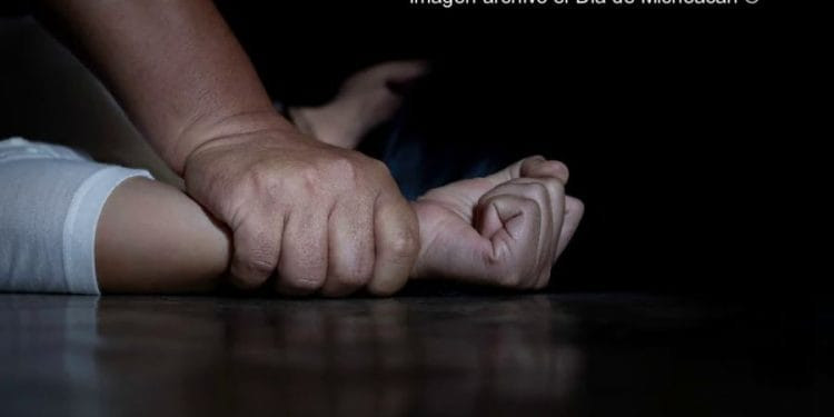 En Acuitzio, Fiscalía General Realiza Cateo Y Recupera 5 Vehículos Con Reporte De Robo Y Alteraciones En Sus Medios De Identificación; Hay Una Persona Detenida