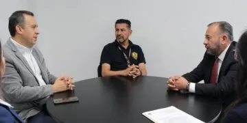 Localizan 5 Cadáveres Y Dos Vehículos Calcinadas En Cerro De Zinapécuaro