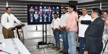 En Acuitzio, Fiscalía General Realiza Cateo Y Recupera 5 Vehículos Con Reporte De Robo Y Alteraciones En Sus Medios De Identificación; Hay Una Persona Detenida