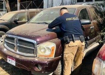 Aseguran 2 vehículos y un chasis con reporte de robo y alteraciones en sus medios de identificación
