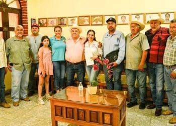Blanca Álvarez se compromete con sector ganadero