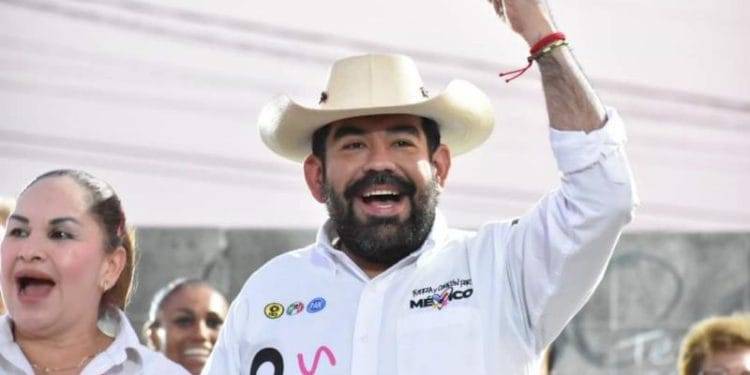 Aparatoso choque en Morelia