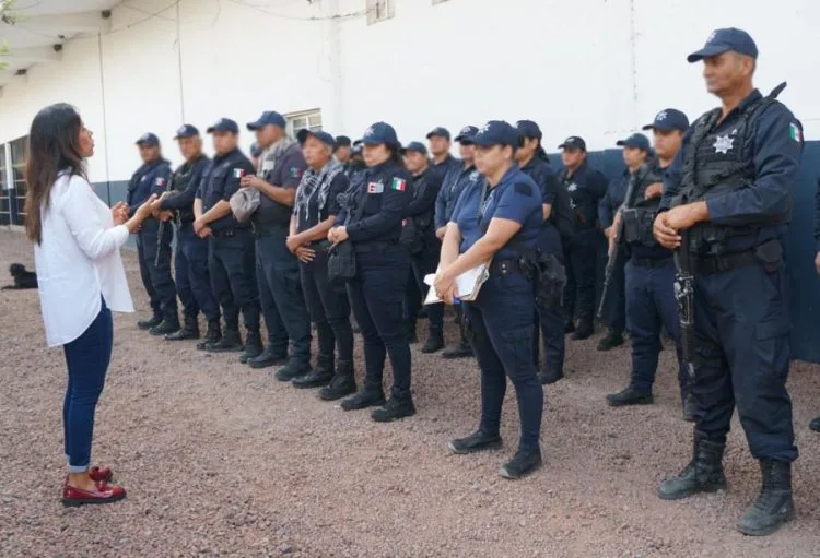 Vamos A Fortalecer El Cuerpo Policiaco De Apatzingán, Con Equipamiento Y Capacitación Constante: Fanny Arreola