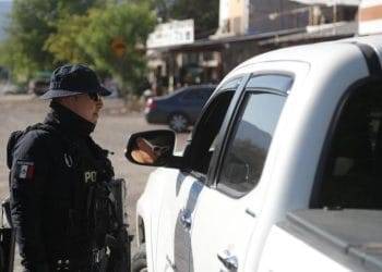 Quema de vehículos, cierre de comercios, Suspensión de Clases, 3 muertos, 2 detenidos; un empresario de mueblería asesinado y su trabajador está herido
