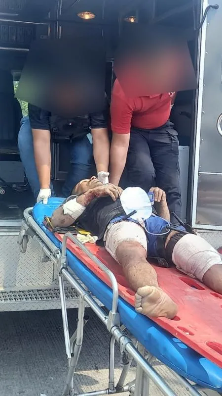 Herido Auxiliado Por Paremedicos