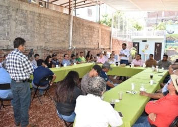 Por mis acciones respondo yo, quienes nos antecedieron en el cargo, que respondan por sus actos: Fanny Arreola