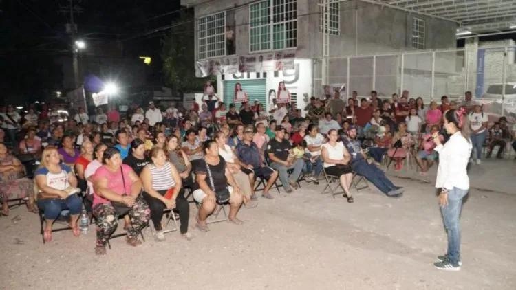 “No Olvido De Dónde Vengo”, Fanny Arreola, Al Visitar La Buenos Aires 22 Corre Papel Y Tinta Para Michoacán: Inicia Impresión De Boletas Para El 2 De Junio