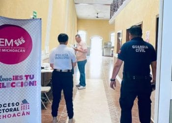 Vamos a fortalecer el cuerpo policiaco de Apatzingán, con equipamiento y capacitación constante: Fanny Arreola