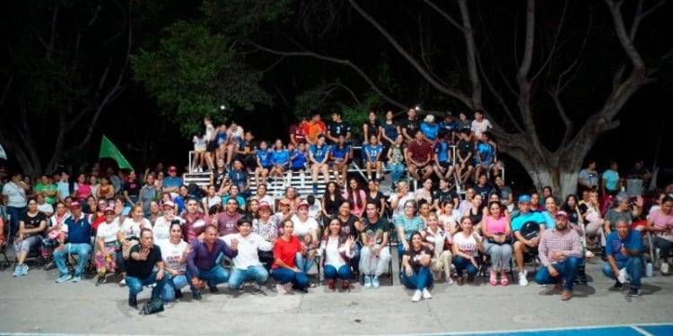 Roban cinco camionetas de «Madrina» en la Autopista Siglo XXI