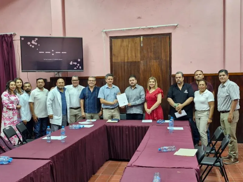 Rinden Protesta Nuevos Integrantes Del Comité De Salud, Encabezado Por El Presidente José Abarca Díaz Barriga