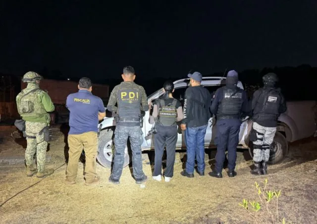 Recuperan Camioneta Robada, Se Encontraba En Deshuesadero De Carros En Ciudad Hidalgo 19 Recuperan Camioneta Robada, Se Encontraba En Deshuesadero De Carros En Ciudad Hidalgo