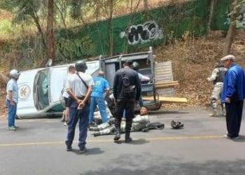 Felicita Fanny Arreola a las madres de Apatzingán; su compromiso es con ellas