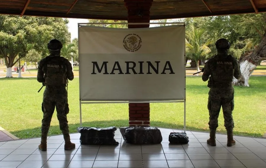 Marinos Localizan 52 Kilos De Cocaína Ocultos En Contenedor Refrigerado 19 52 Kilos De Cocaina Ocultos En Contenedor Refrigerado - El Día De Michoacán