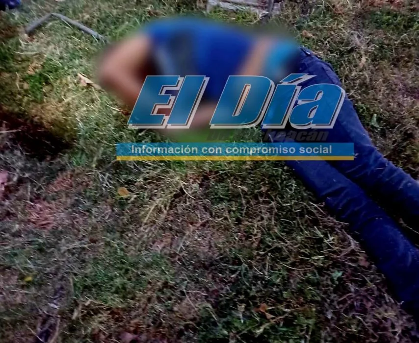 Adolescente Grave Al Derrapar Su Motocicleta En La Curva De Apatzingán