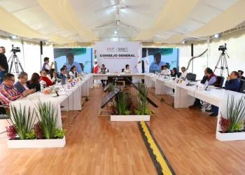 Estos Son Los Peligros De Dejar A Niñas Y Niños Dentro Del Auto