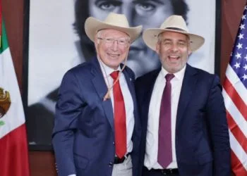 En Tancítaro, Asesinan A Despachadores Y Asaltan Gasolinera