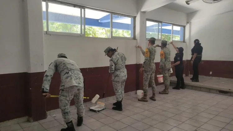Sedena, Gn Y Guardia Civil Pintan Aulas En Bachilleres De Múgica 20 Sedena, Gn Y Guardia Civil Pintan Aulas En Bachilleres De Múgica