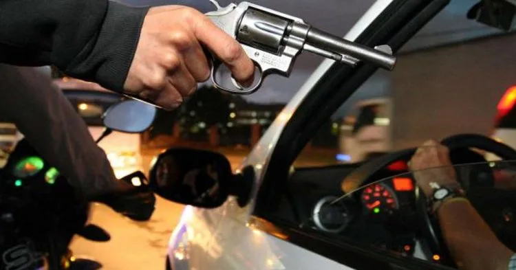 En Apatzingán, Obtiene Fge Vinculación A Proceso Contra Presunto Responsable De Robo De Vehículo Y Robo 21 Estos Son Los Peligros De Dejar A Niñas Y Niños Dentro Del Auto