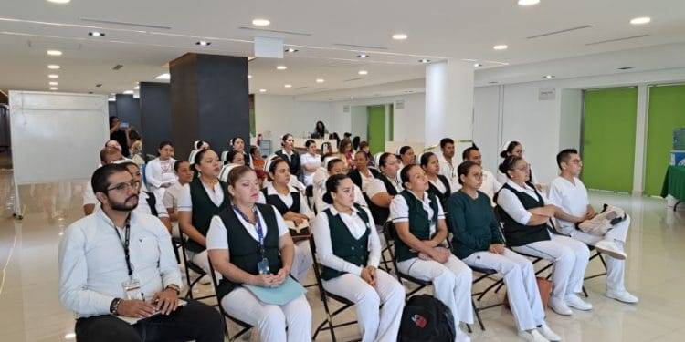 Implementan en Clínica del IMSS de Apatzingán la Categoría Enfermera General