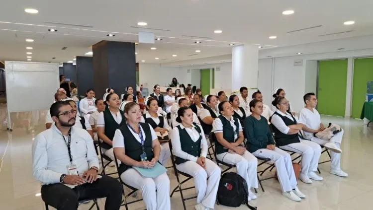 Implementan En Clínica Del Imss De Apatzingán La Categoría Enfermera General