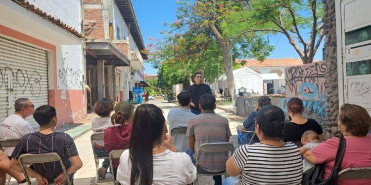 Morena promueve reforma judicial con asambleas en Apatzingán (Contiene Video)