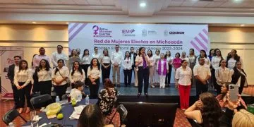 Capacitan A Proximas Mandatarias Locales En Michoacan - El Día De Michoacán