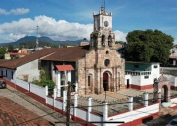 Brinda PC estatal apoyo a habitantes de colonia Prados Verdes