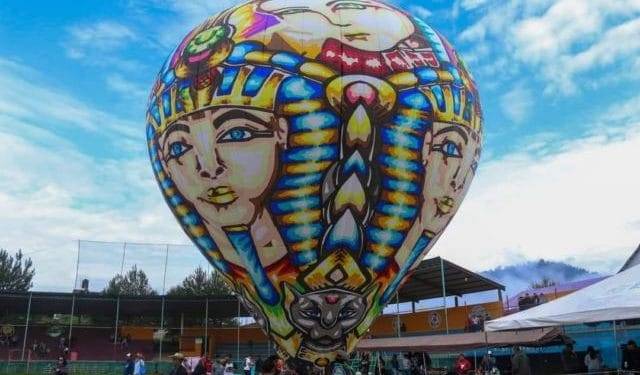 Fiesta y color pintarán el Pueblo Mágico de Paracho con su festival de globos de Cantoya 1 Pueblo Magico de Paracho con su festival de globos de Cantoya - El día de Michoacán