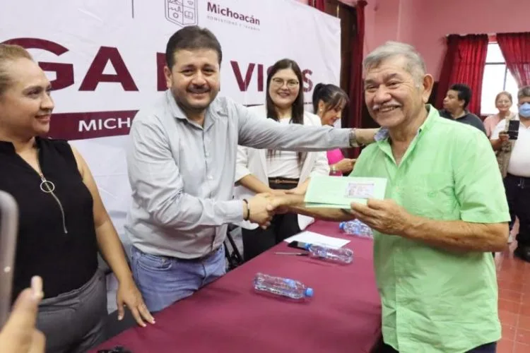 Entregan Visas En Apatzingán Del Programa Reunificación Familiar