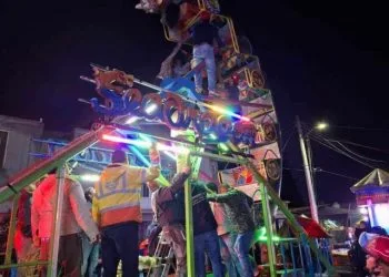 Mujer Queda Atrapada En Juego Mecánico, En Maravatío