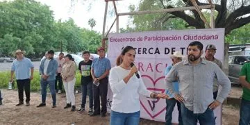 Aclara Fanny Arreola Los Problemas Que Enfrentará Con La Nómina Inflada Del Ayuntamiento De Apatzingán (Contiene Video) 23 En Cateo De Billar; Asegura Seis Máquinas Tragamonedas Y Sustancia Con Apariencia De Narcótico