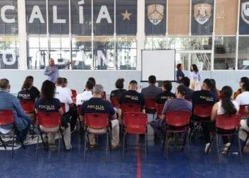 En operativo implementado en Zitácuaro, asegura FGE vehículo, armas de fuego y equipo táctico